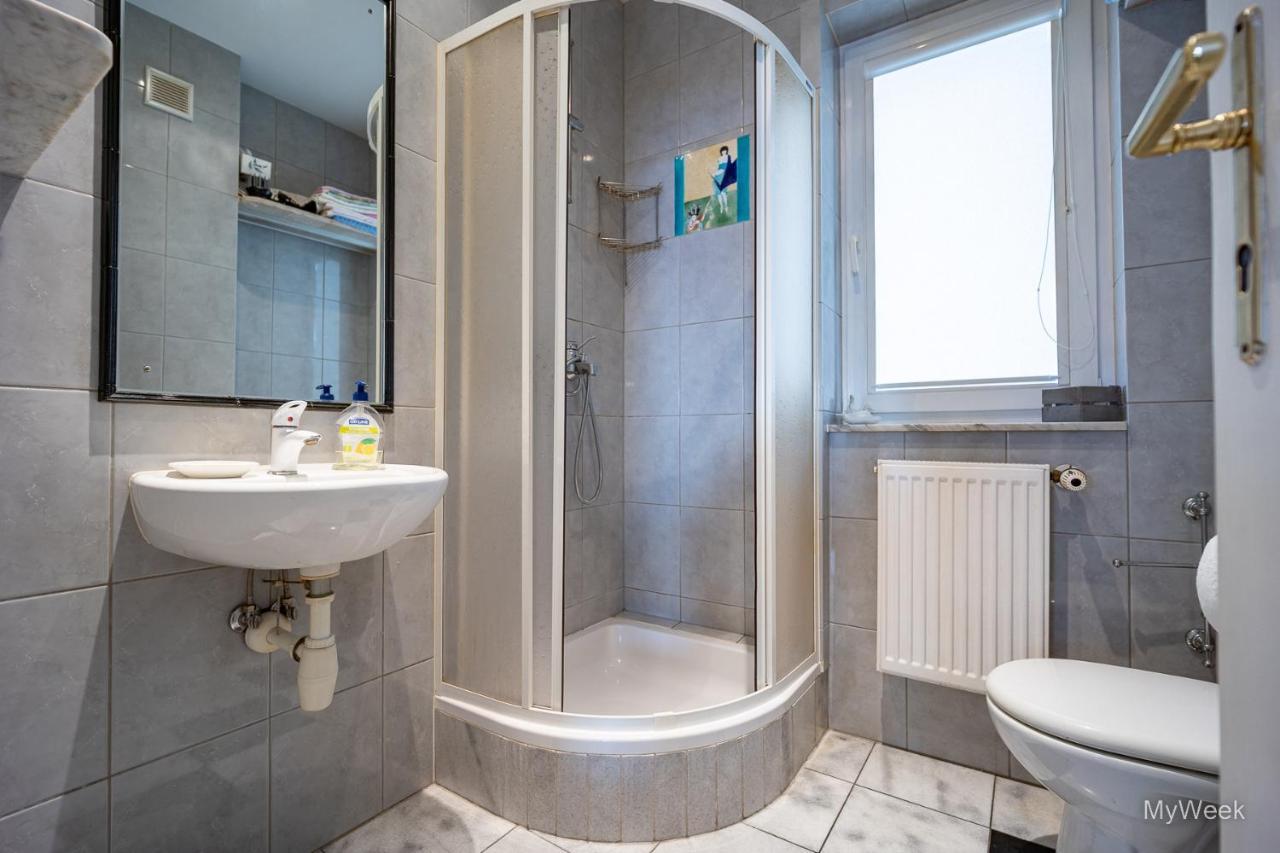Dom Artysty, Myweek Villa Bystrzyca Kłodzka Buitenkant foto